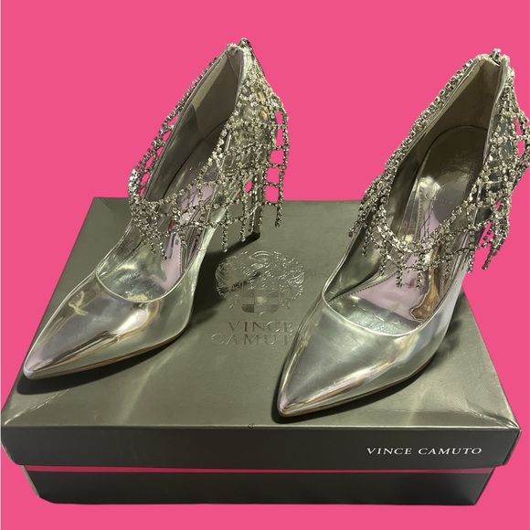 NIB Silver Specchio Vince Camuto Stiletto - Size 6.5 - Picture 4 of 10